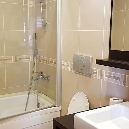 Apartment Whispering Sands Self Catering